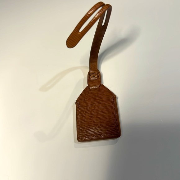 NWOT Lauren Ralph Lauren Gold and Brown Leather Bag Tag. OS - Picture 3 of 3